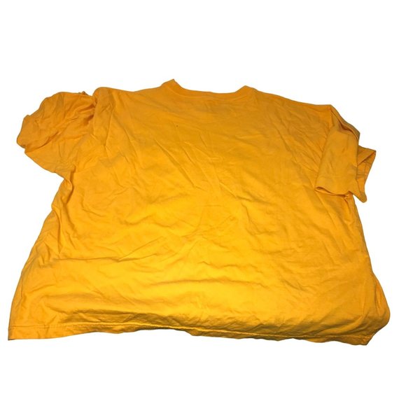 Mens Size 3XL U of M - Wolverines Yellow Tee Shirt - Picture 5 of 5